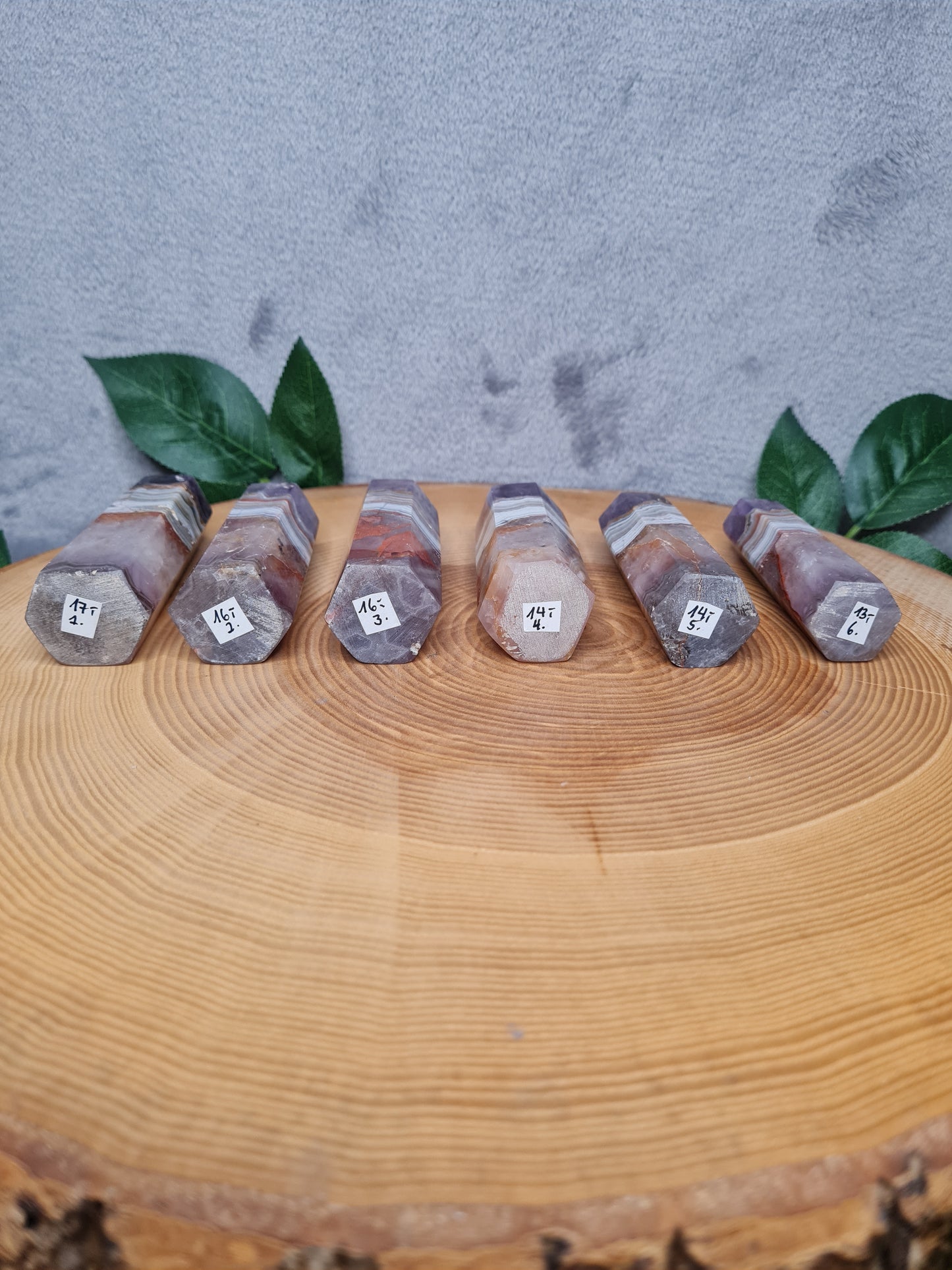 Amethyst mit Crazy Lace Achat Turm