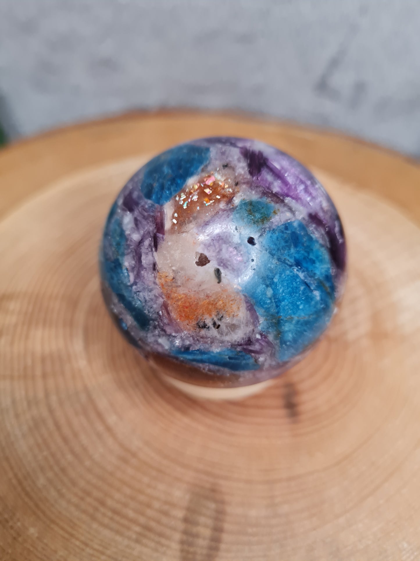 Purple Mica, Apatit und Sonnenstein Kugel (Nr.4)