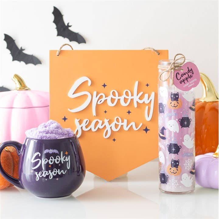 Spooky Season Halloween-Set mit Tasse und Socken