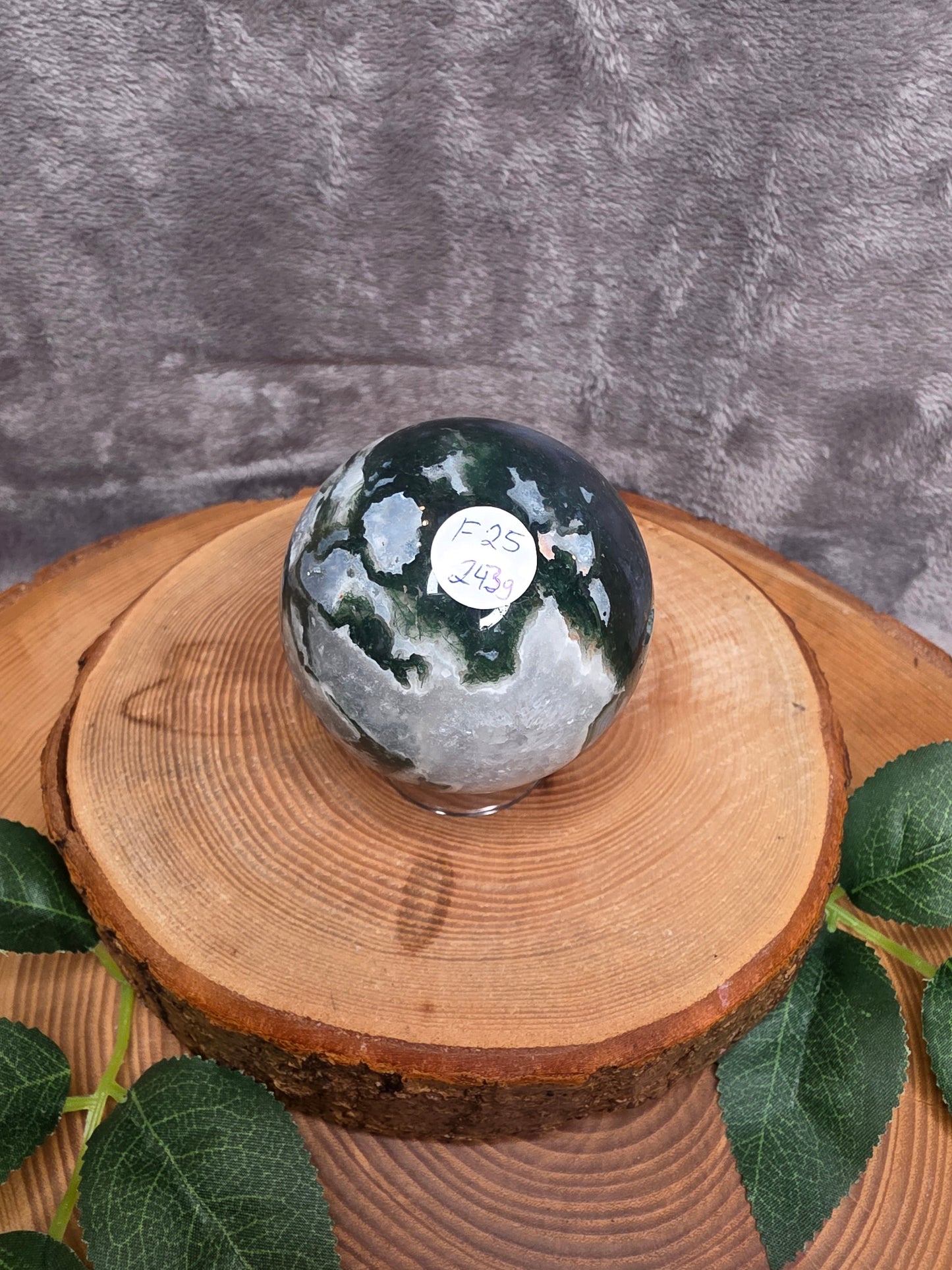 Moosachat Kugel (F25)