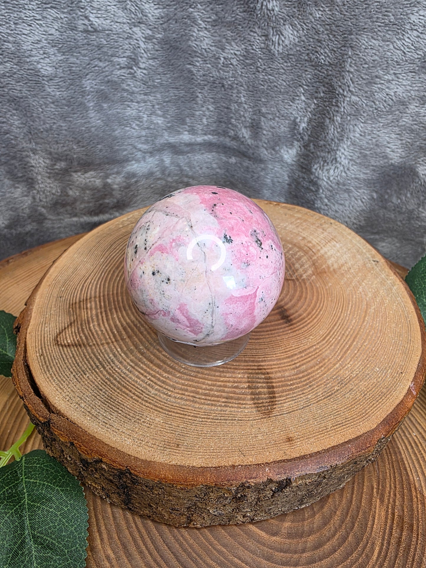 Peruanischer Rhodonit Kugel (P36)