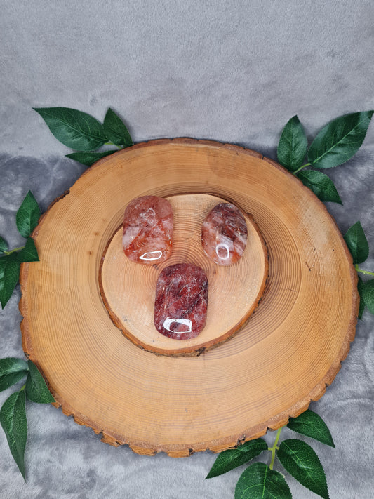 Feuerquarz Handstein