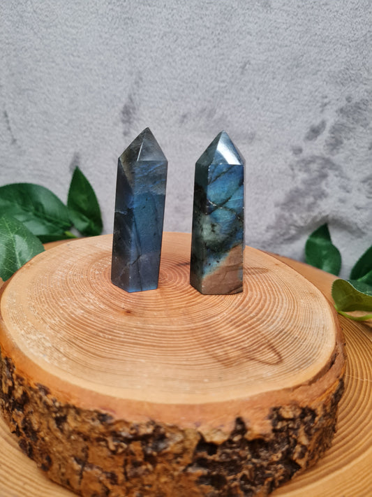 Labradorit Turm (B-Ware)