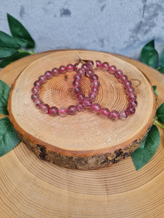 Erdbeerquarz Kugelarmband