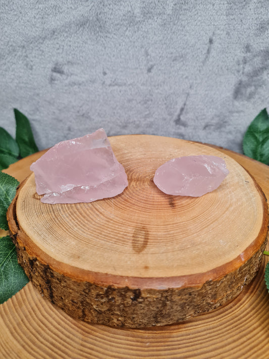 Rosenquarz Rohstein (versch. Größen)