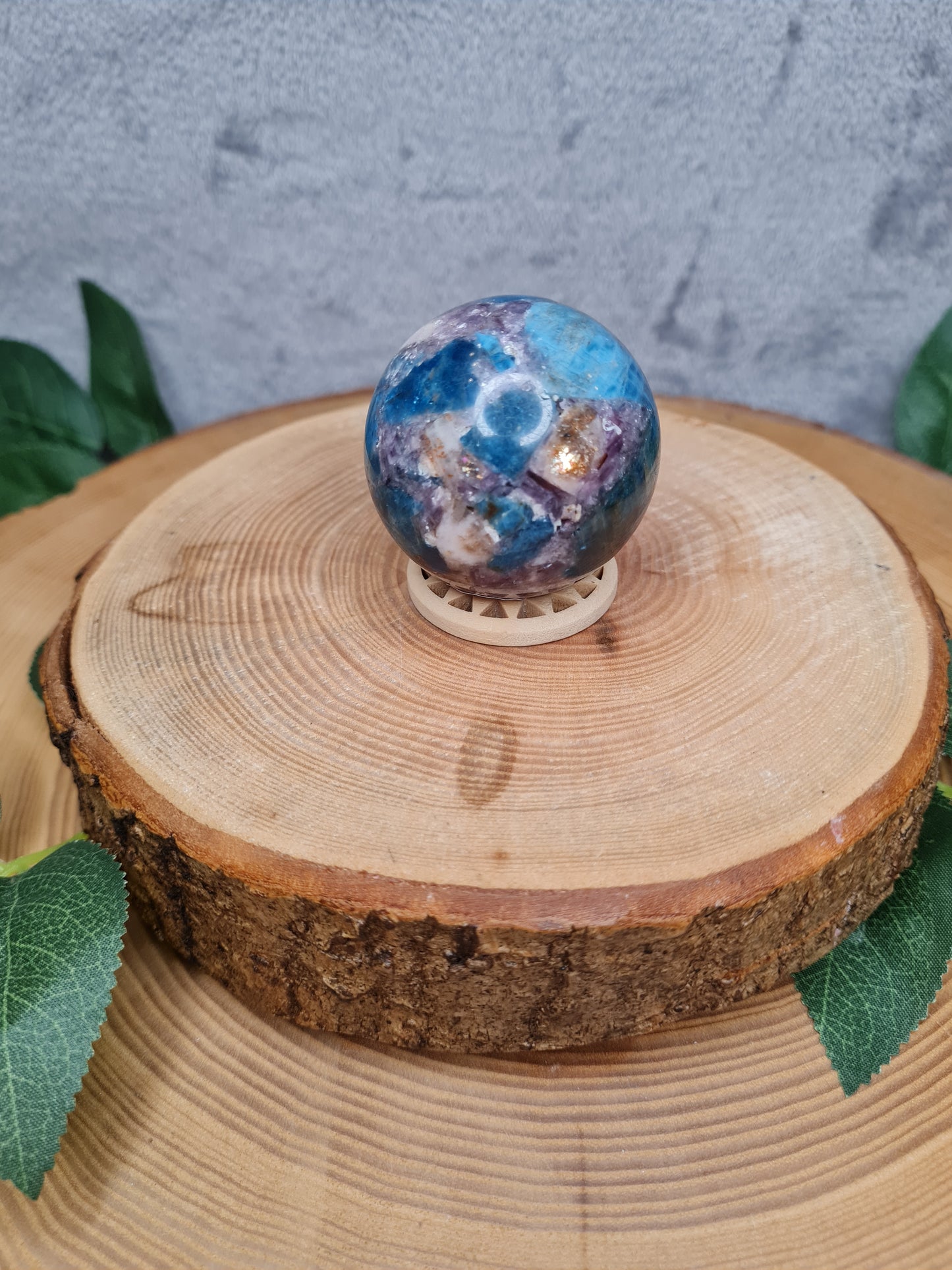 Purple Mica, Apatit und Sonnenstein Kugel (Nr.3)