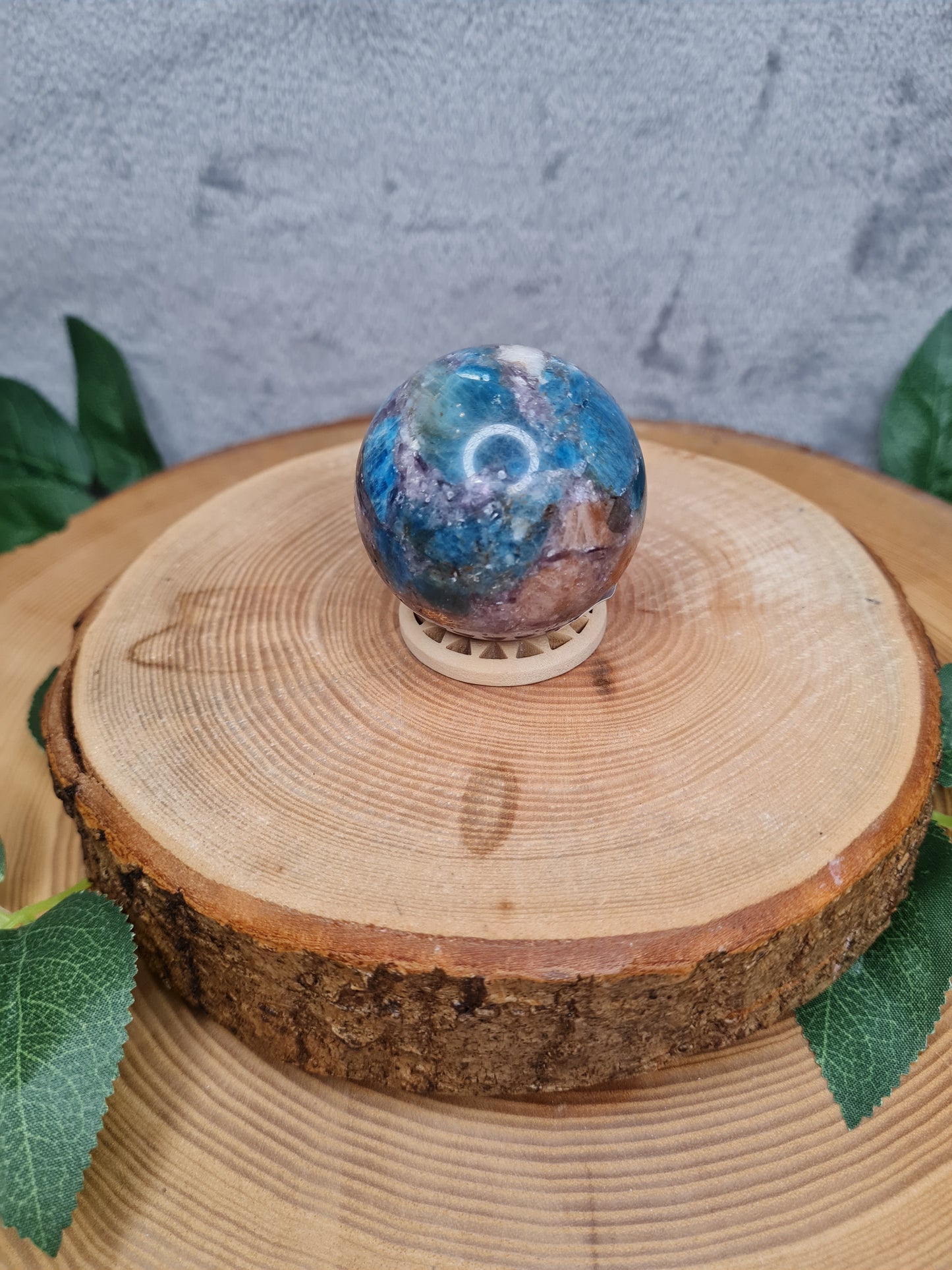 Purple Mica, Apatit und Sonnenstein Kugel (Nr.3)