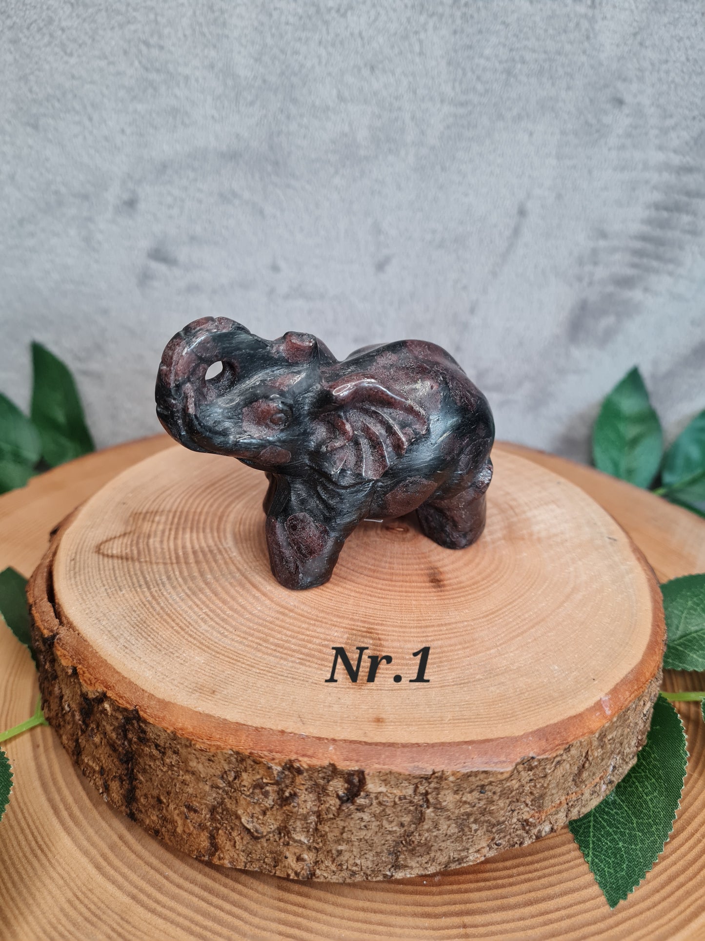 Granat x Arfvedsonit Elefant (wählbar)