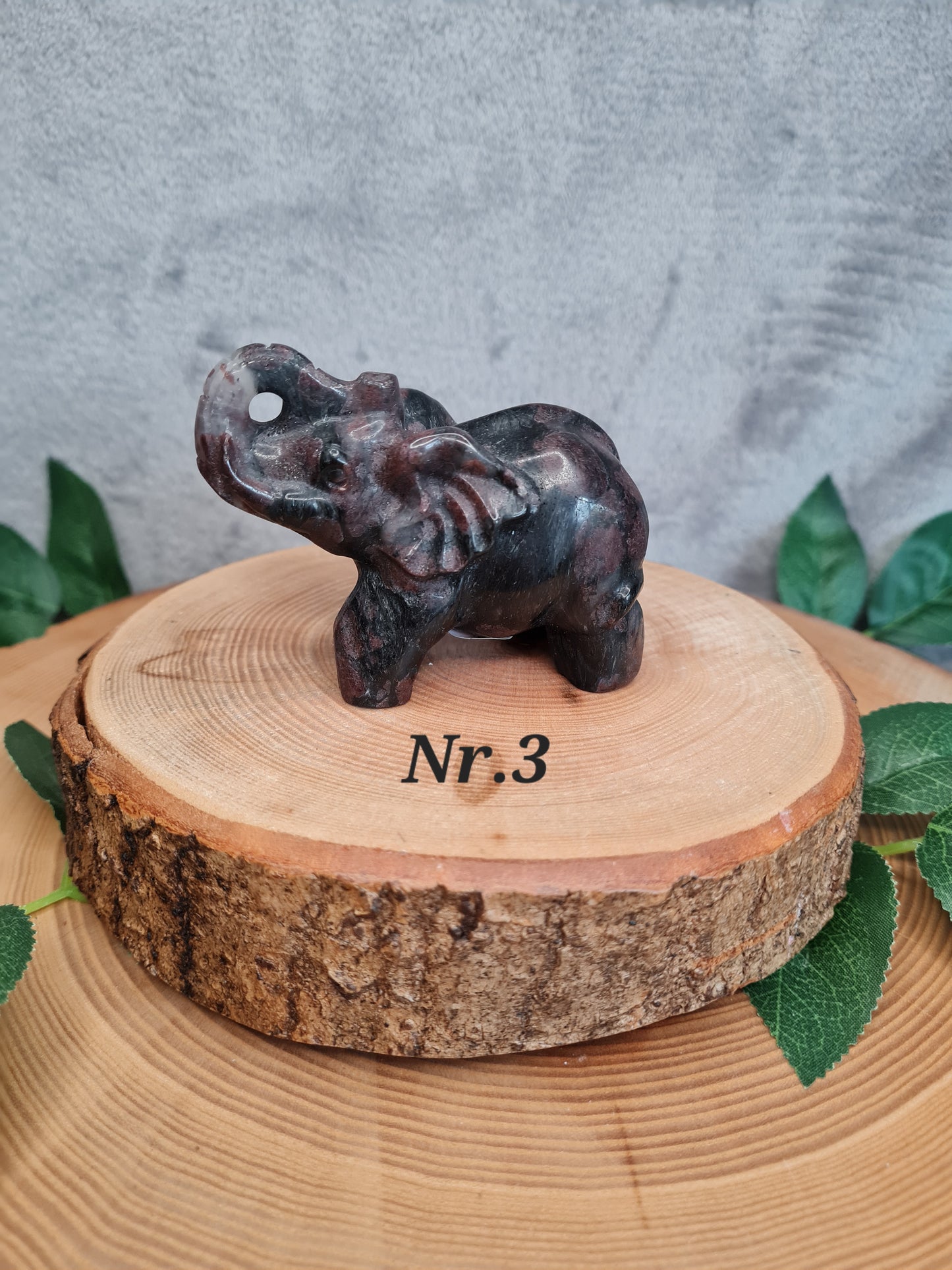 Granat x Arfvedsonit Elefant (wählbar)