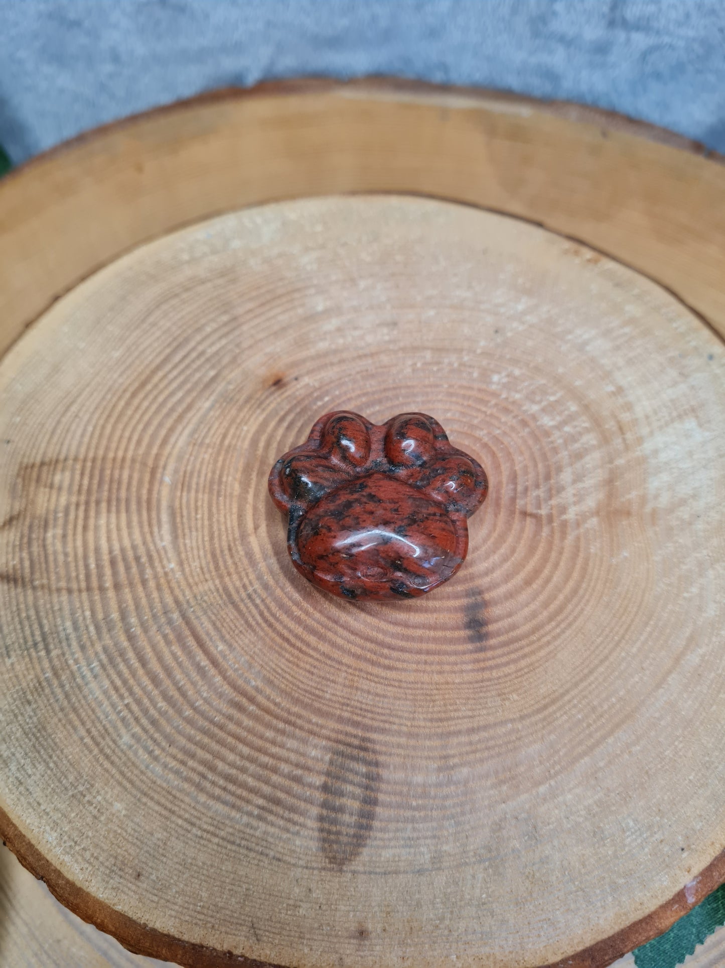 Kleine Pfoten Carvings