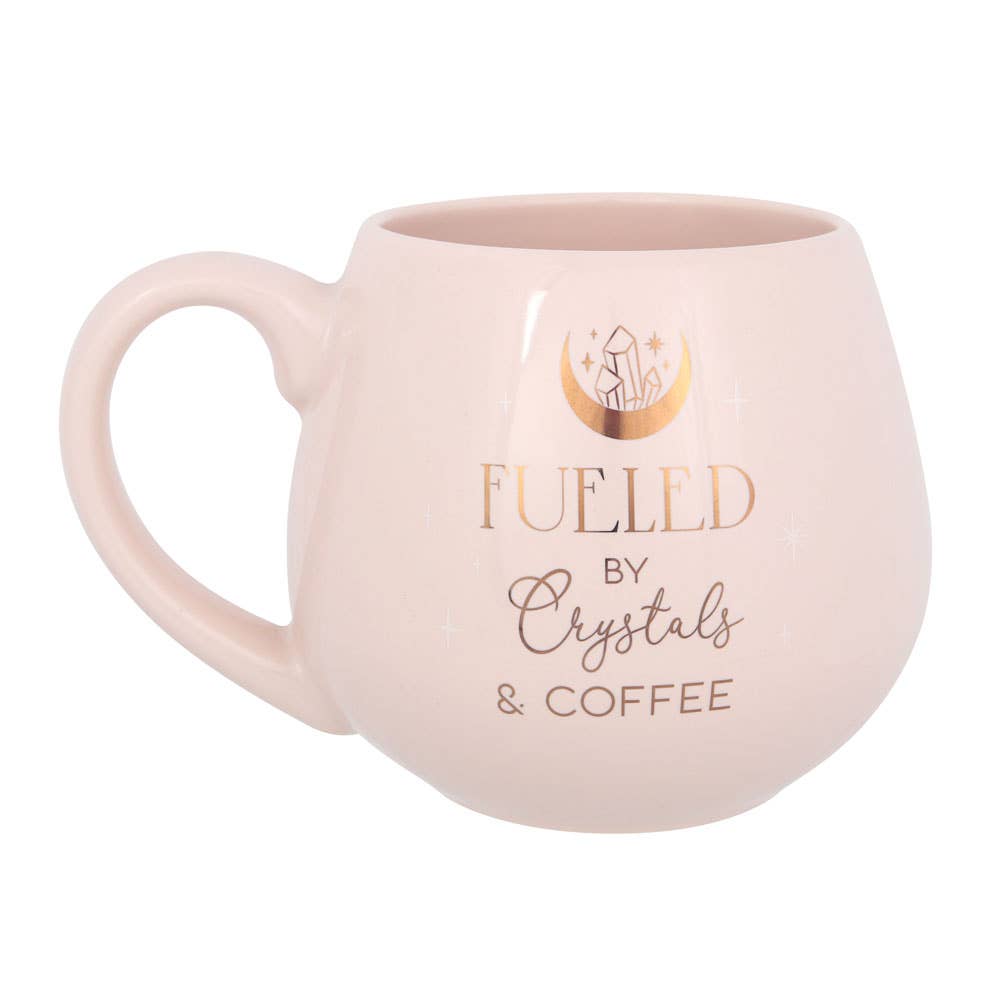 Abgerundeter Becher „Fueled by crystals and coffee“
