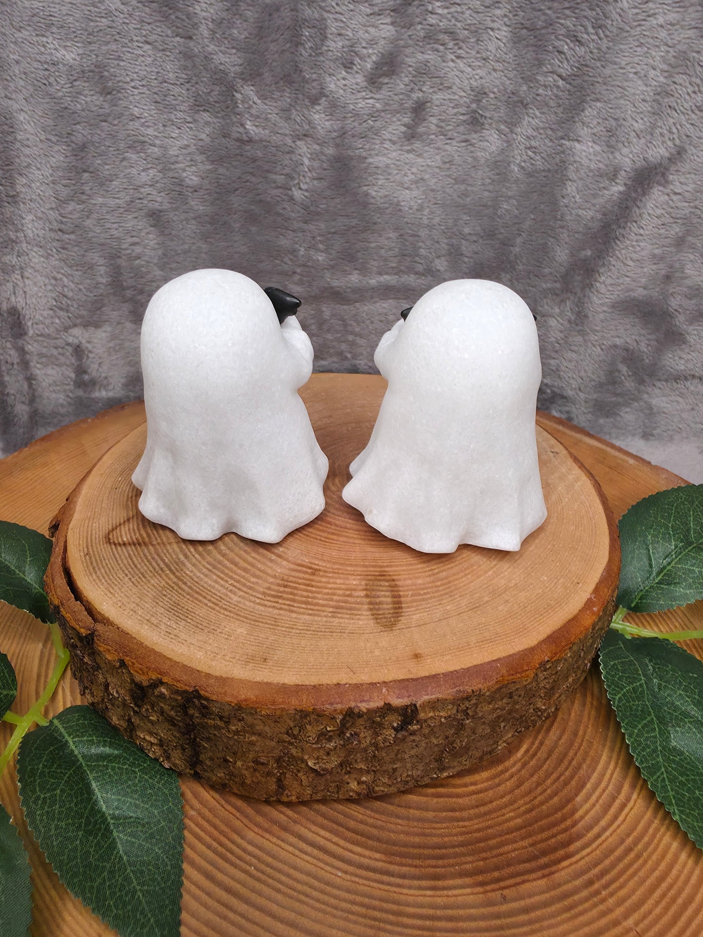 Weißer Jade Geist mit Obsidian Fledermaus