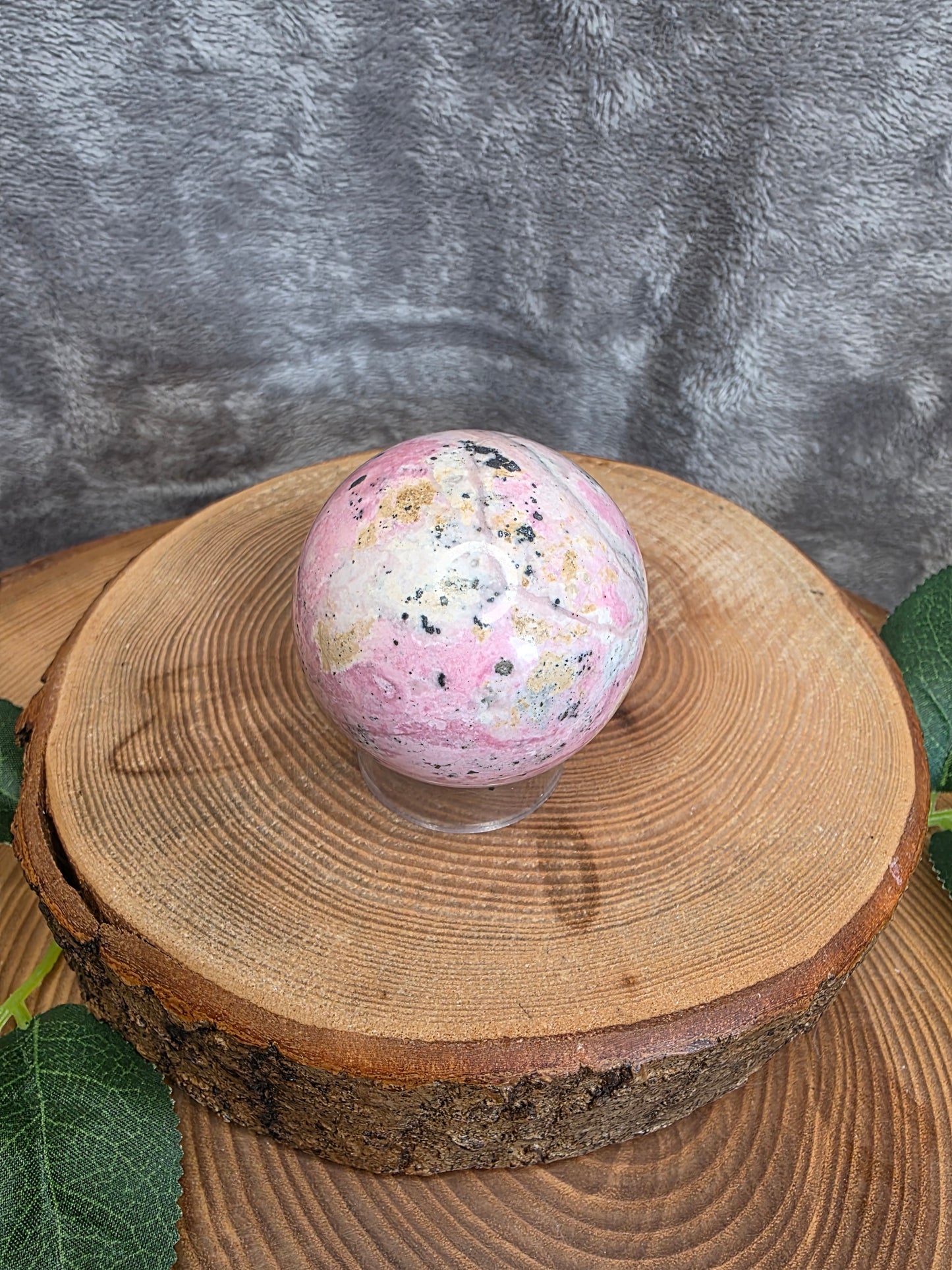 Peruanischer Rhodonit Kugel (P36)