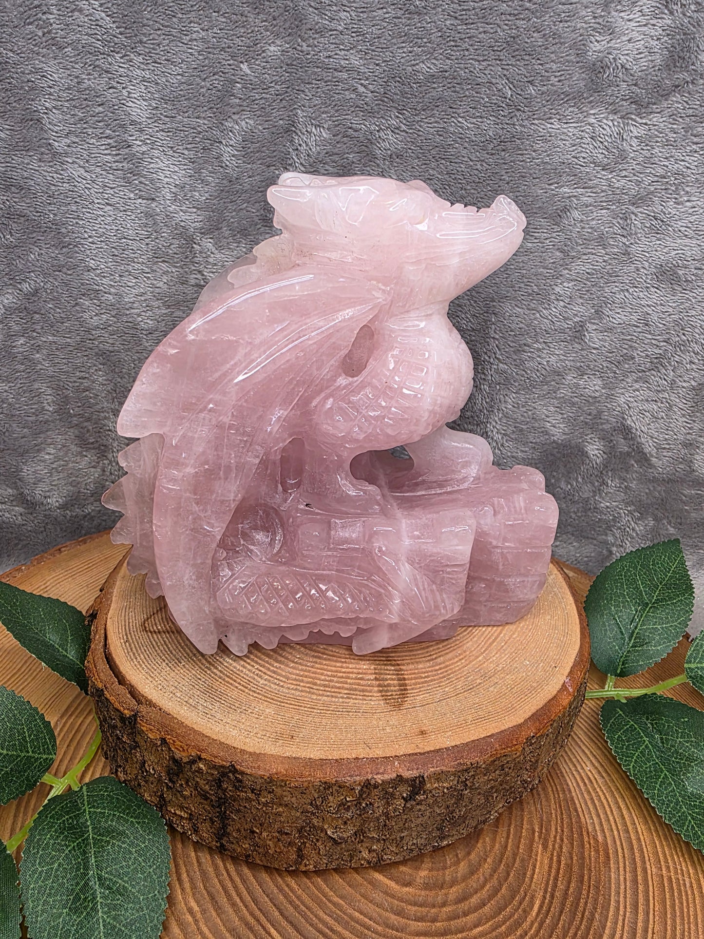 Rosenquarz Drache handgefertigt (R169)