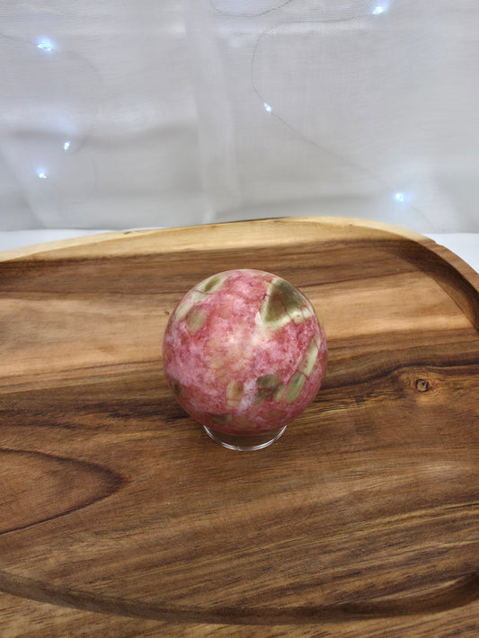 Pinke Zoisit Kugel (Q23)
