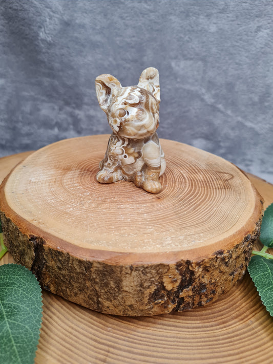 Schokoladen Calcit Französische Dogge