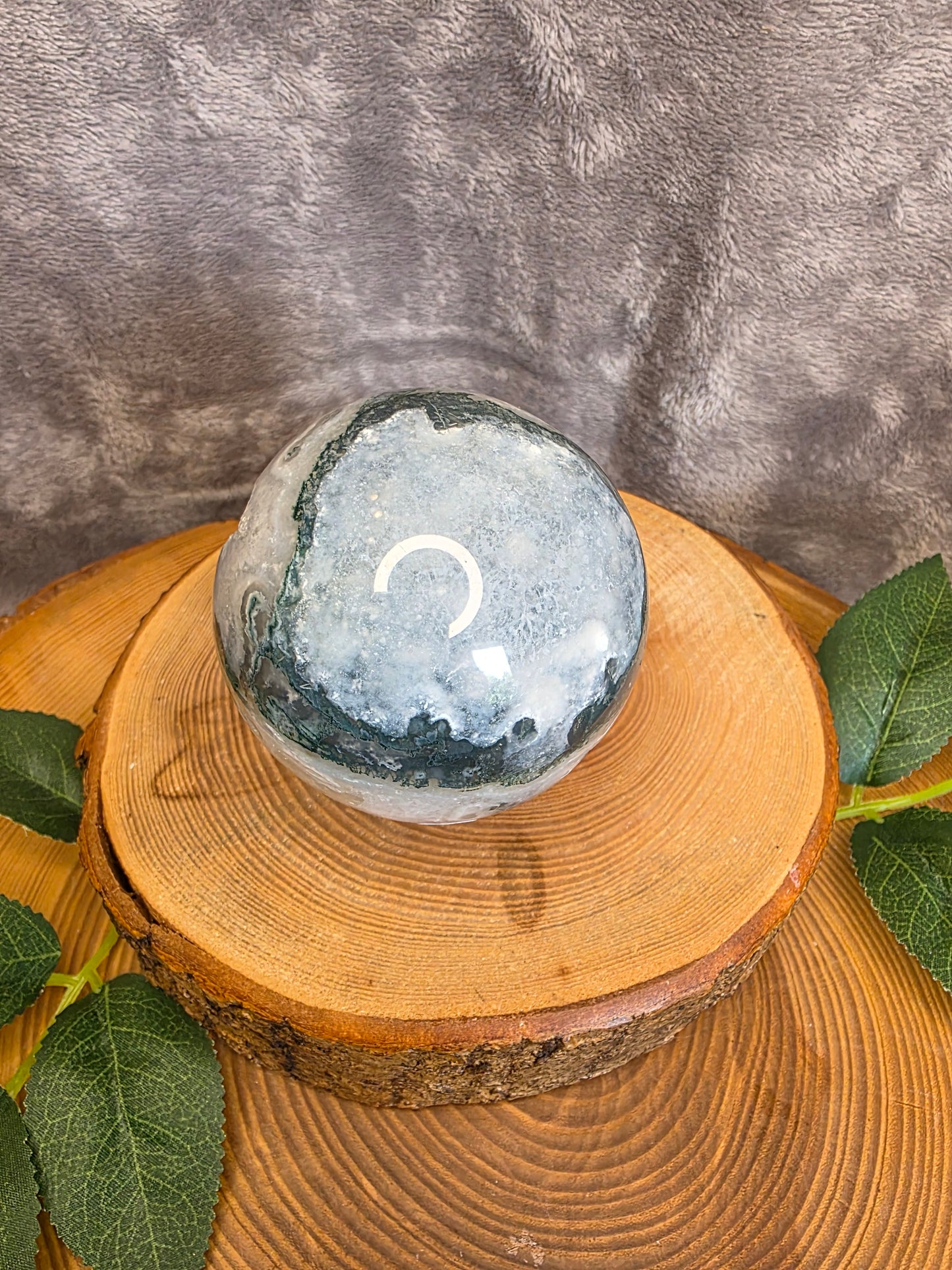 Moosachat Kugel (M41)