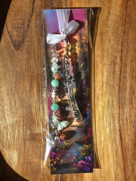 Lesezeichen (Schmetterling) mit 2 Amazonit Perlen und Glasperlen silberfarben