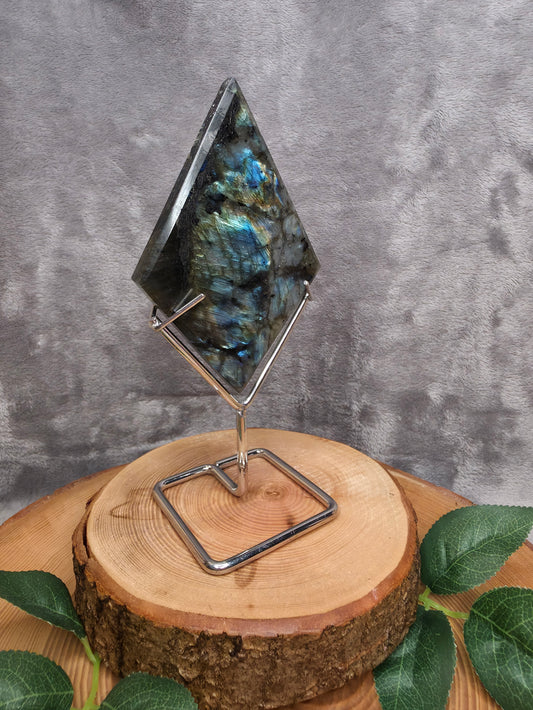 Labradorit Diamant auf Ständer (A29)