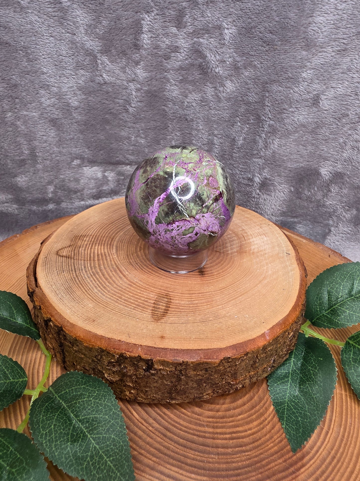 Stichtit Kugel (TI45)