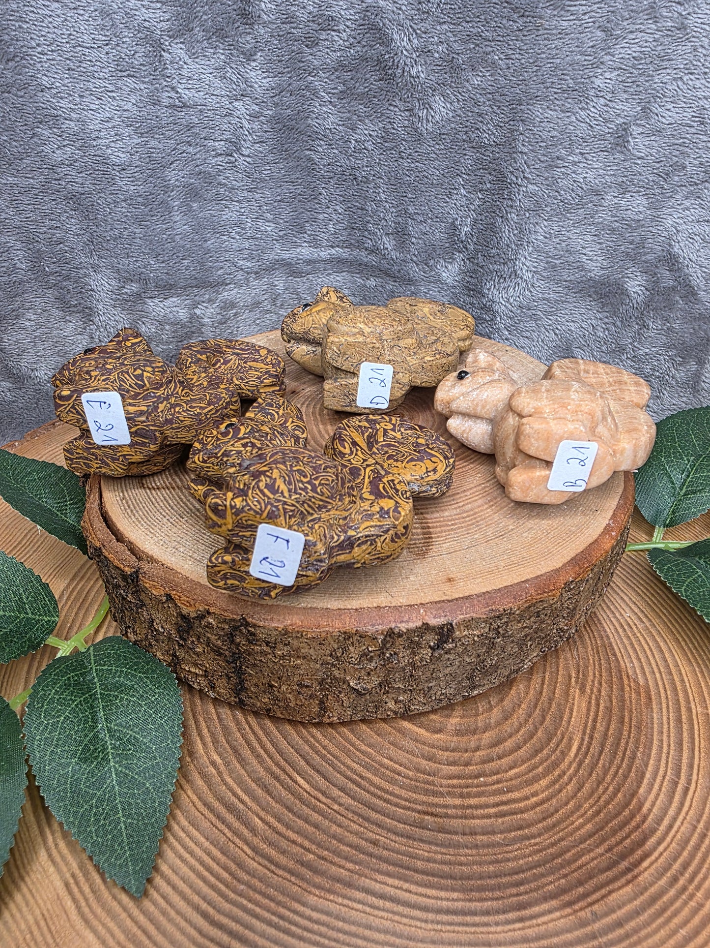 Eichhörnchen Carvings (wählbar)