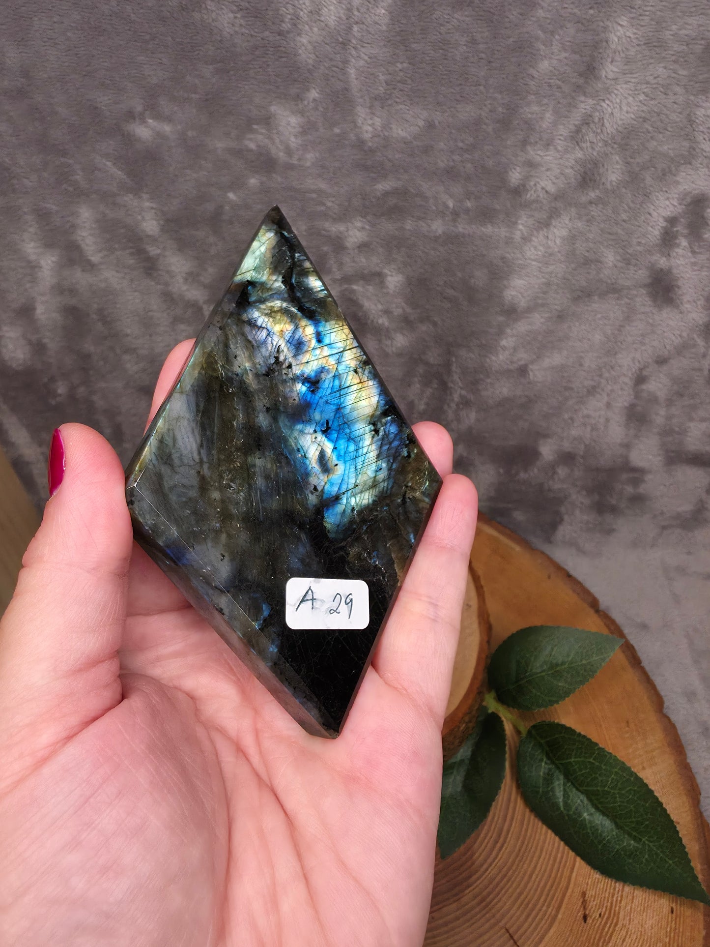 Labradorit Diamant auf Ständer (A29)