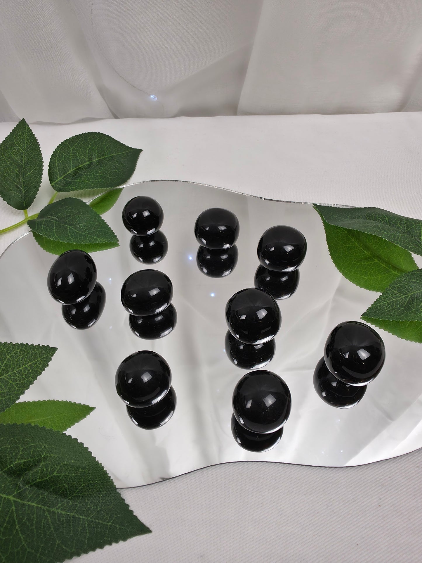 Schwarzer Obsidian Trommelstein