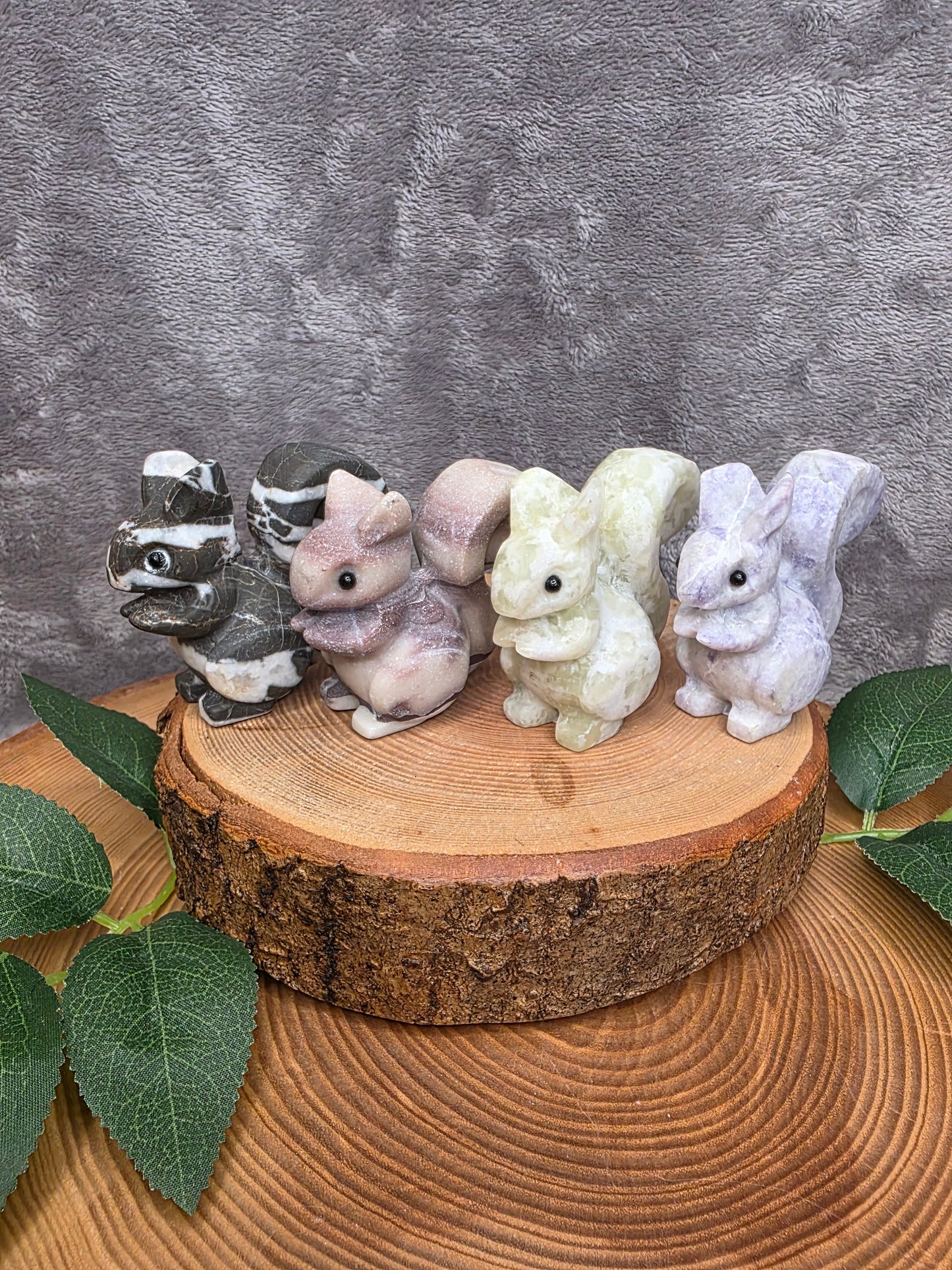 Eichhörnchen Carvings (wählbar)